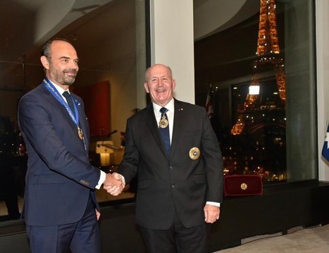 Édouard Philippe élevé au rang d’officier honoraire de l’Ordre d’Australie