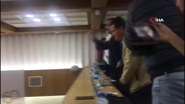 İzmir Büyükşehir Belediyesi Meclisi'nde Gerginlik- Başkan Kocaoğlu: - Büyükşehir Başkanı Ayda...