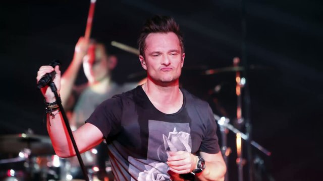 Laura Smet : Fière d’avoir réalisé le clip de David Hallyday