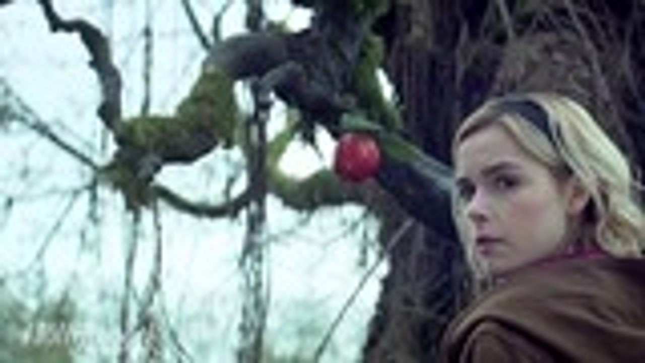 Netflix Gives 'Chilling Adventures of Sabrina' a Holiday Special | THR News
