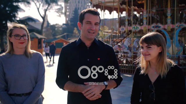 Ora News - Tirana gati për festat e fundvitit, ngrihet Fshati i Festave në sheshin “Skënderbej”