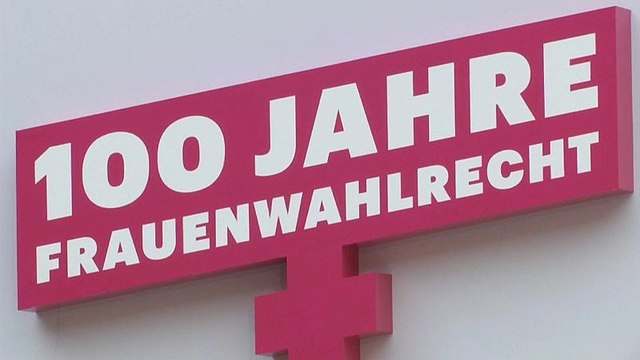 Меркель выступила в защиту прав женщин