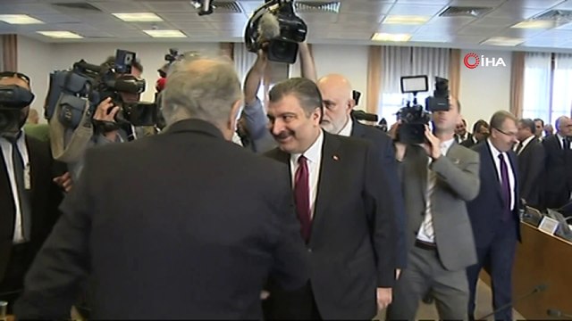Sağlık Bakanı Fahrettin Koca: “Günlük tuz tüketimimiz kişi başı 12 gramdan 10 gramın altına düşse de, henüz Dünya Sağlık Örgütünün tavsiye ettiği 5 gramın iki katıdır. Bu seviyeyi düşürebilmek için gıda sektörü ile birlikte tuz azaltma yol h