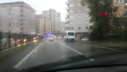 Rize'de Sağanak Yolları Göle Çevirdi, Valilikten Kritik Uyarı Geldi-Yeniden