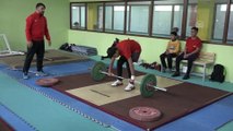 Atıl bina gençler için spor merkezi oldu - VAN