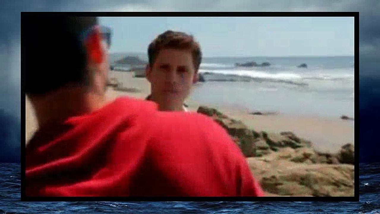Graceland S02E01