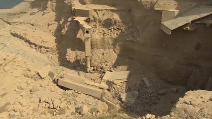 مطالب بتفعيل نظام إنذار للفيضانات وانهدام حفر البحر الميت