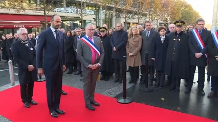 Attentats - Philippe rend hommage à la victime du Stade de France