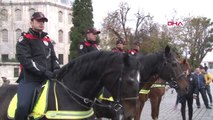 Sultanahmet Meydanı'nda Atlı Polisler Göreve Başladı