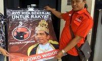 Poster “Raja Jokowi” Beredar di Purworejo, Kader PDI-P Gelar Operasi Pencopotan