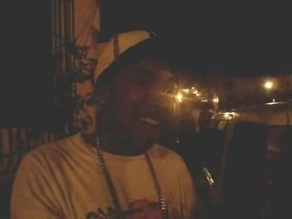 Toxic Crow Saludando a Street