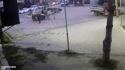 At arabalı hırsızlar güvenlik kamerasında - BALIKESİR