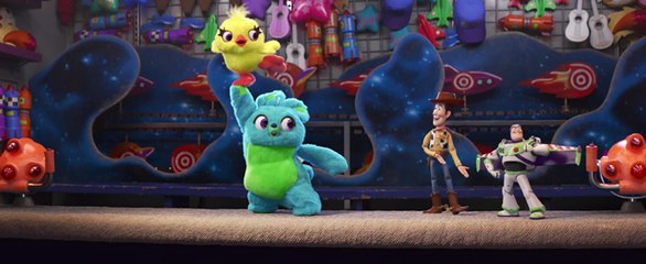 Toy Story 4 - Nuevo teaser tráiler con los personajes Ducky y Bunny