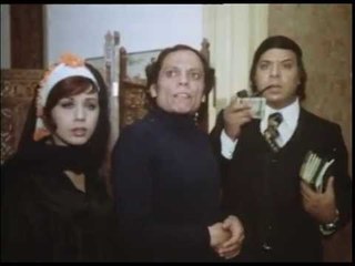 محاولة سفر رجب من اجل شراء المحرات | فيلم رجب فوق صفيح ساخن