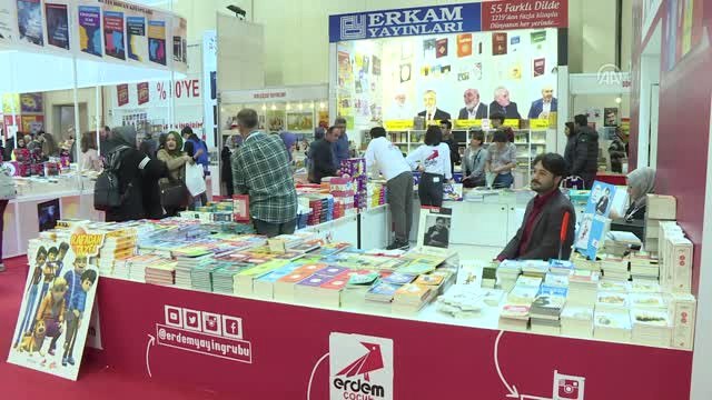 Çocuk Kitabı Yazarları 37. Uluslararası İstanbul Kitap Fuarı Nda (2)