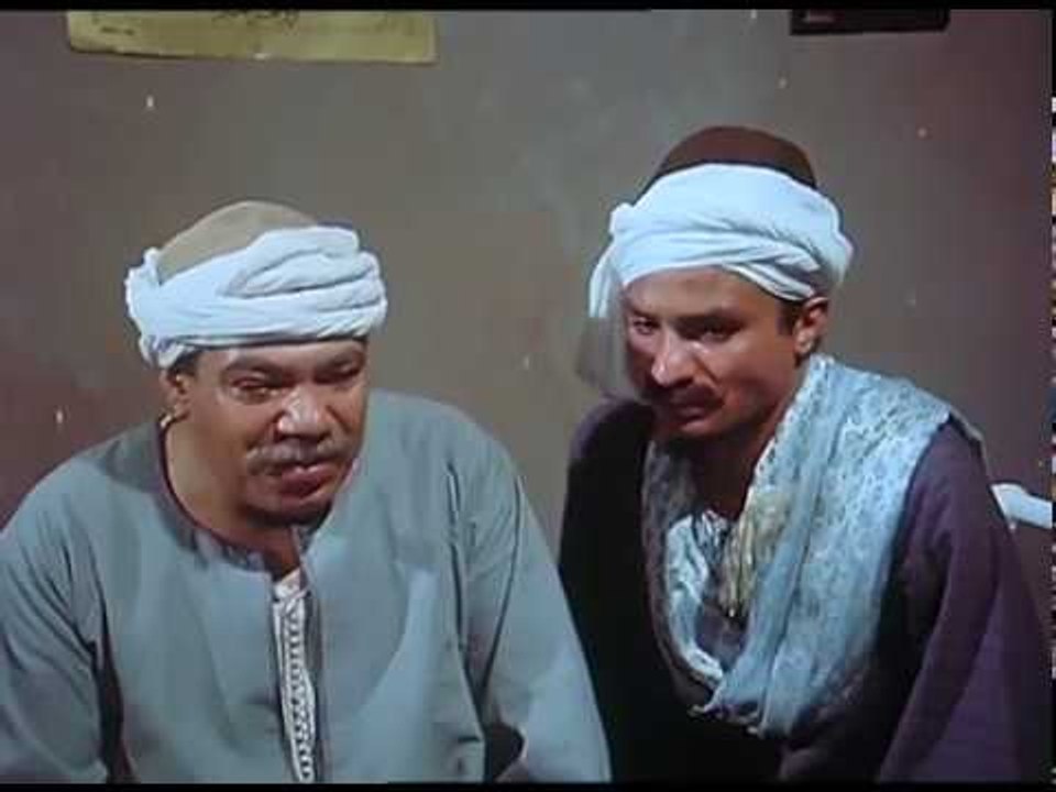 لحظة مقابلة عم بكري لأبنه حسين أول مره | فيلم الإنسان يعيش مرة واحدة