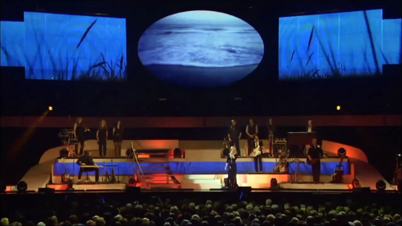 Helene Fischer – Ich Brauch' Das Gefühl — (Live From O2 World Berlin, Germany / 2010)