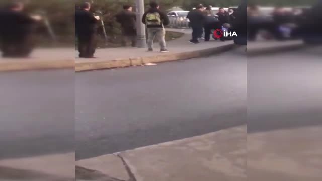 Yol Verme Kavgasında Bıçaklar Konuştu...yarım Saat Arayla İkinci 'Yol Verme' Tartışması Kamerada