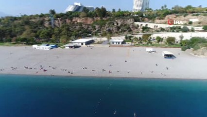 Antalya'da Kasım Ayında 26 Dereci Gören Vatandaşlar Sahillere Koştu