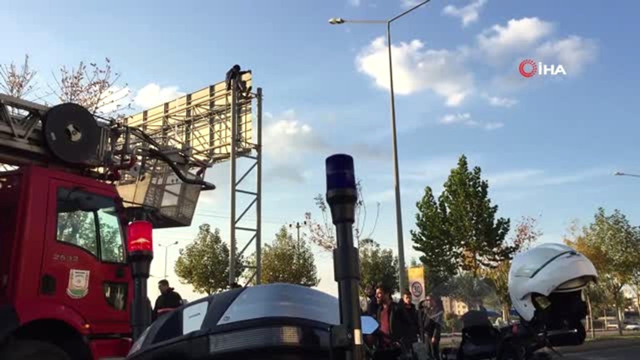 İntihar Etmek İsteyen Vatandaşı Baş Polis İkna Etti