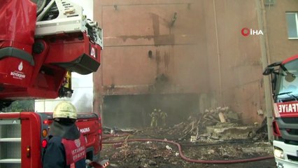 Metruk tül fabrikasındaki yangın havadan görüntülendi