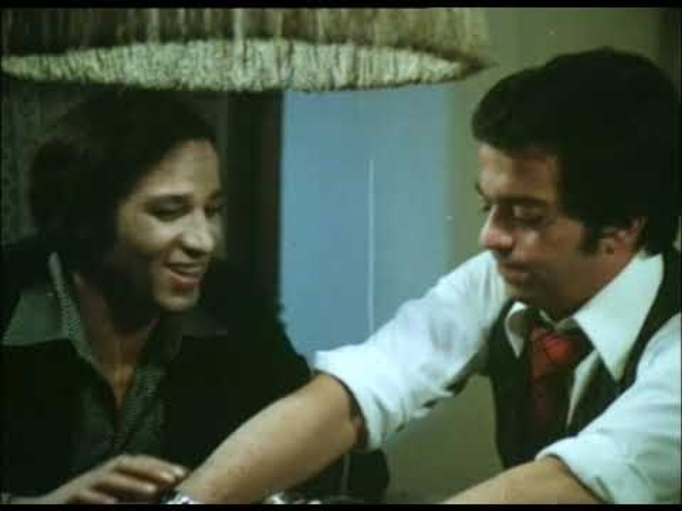 رجب يلعب القمار من اجل شراء المحرات | فيلم رجب فوق صفيح ساخن