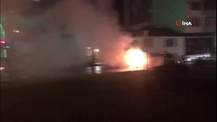 Seyir Halindeki Araç Alev Alev Böyle Yandı