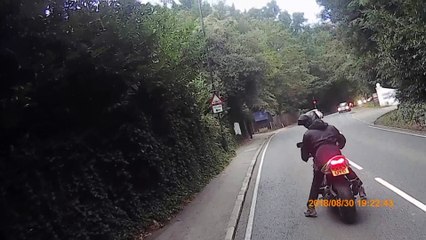 RX53 UYO Close Overtake Motorcyclist Road Rage & Physical Assault