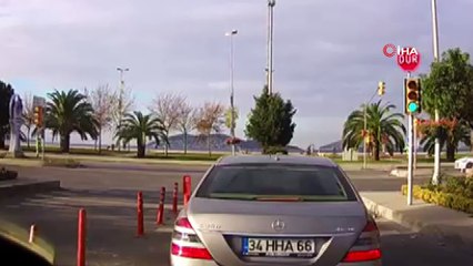 Kartal'da kazaya karışan sürücüler böyle kavga etti