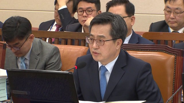 김동연 고용 상황 단기간 내 개선 어려워 / YTN