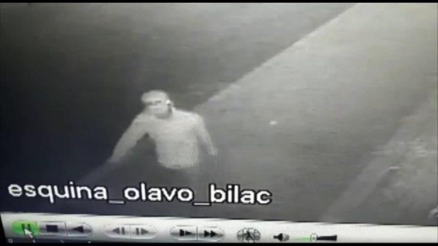 Ladrões estouram ótica e furtam objetos