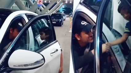 சிறுவனிடம் பேசி கொண்டிருக்கும் தோனி: வைரலாகும் வீடியோ