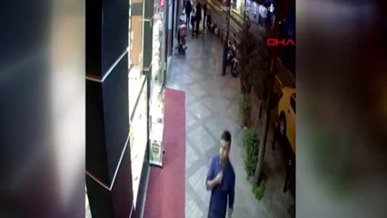 Bebekli Kadına Kapkaç Kamerada