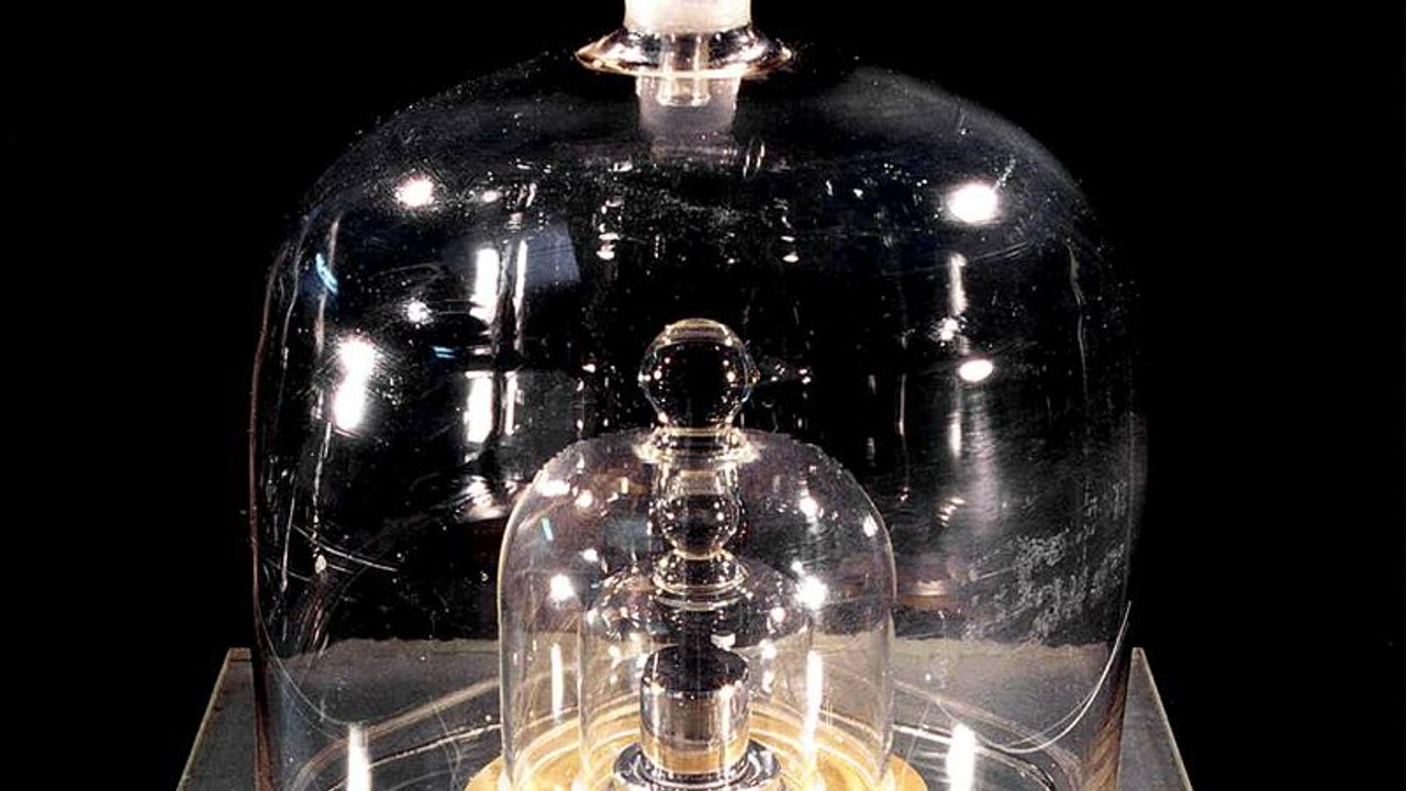 Scientists redefine the kilogram