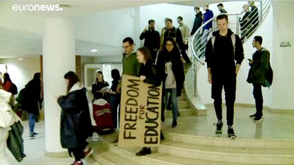 A kormány intézkedései ellen tiltakoztak az ELTE-n