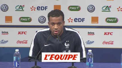 Plea «A l'aise dans l'axe» - Foot - Bleus - L. nations