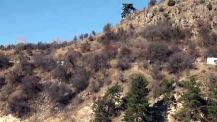 Beypazarı'nda kamyonet uçuruma yuvarlandı: 2 ölü - ANKARA