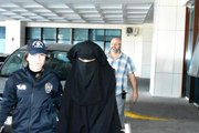 Atatürk'e Hakaretten Tutuklanan Üniversiteli Kız, Adli Kontrolle Serbest Bırakıldı