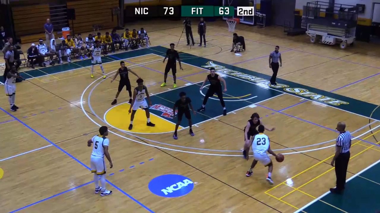 NCAA : une des plus vilaines fautes de l'année...