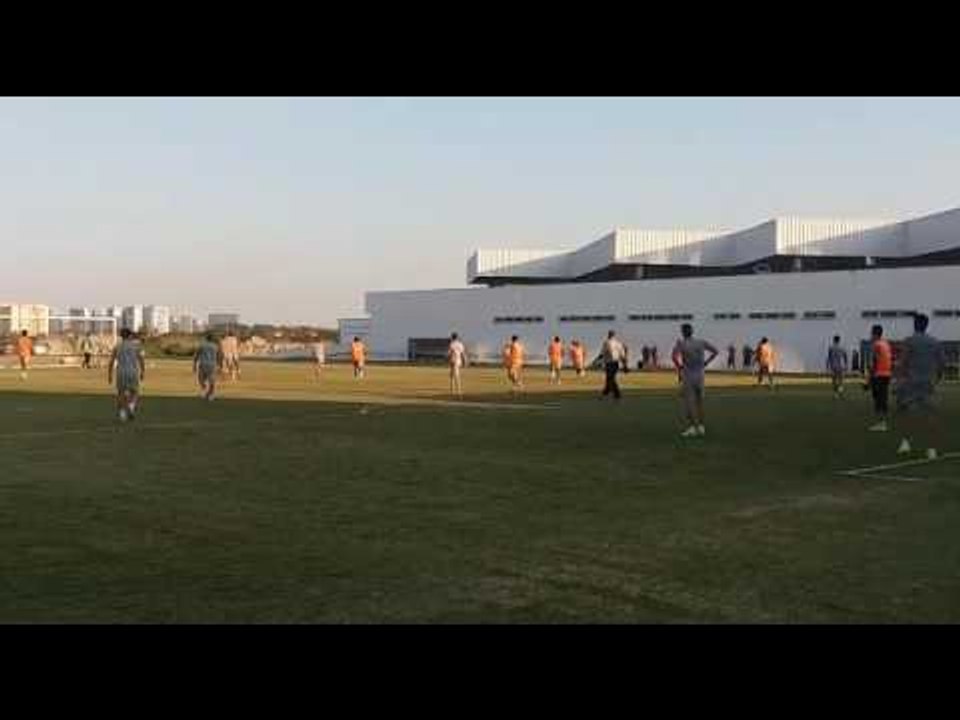 Time do Flu faz treino recreativo na véspera do clássico