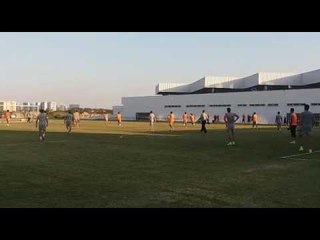 Time do Flu faz treino recreativo na véspera do clássico