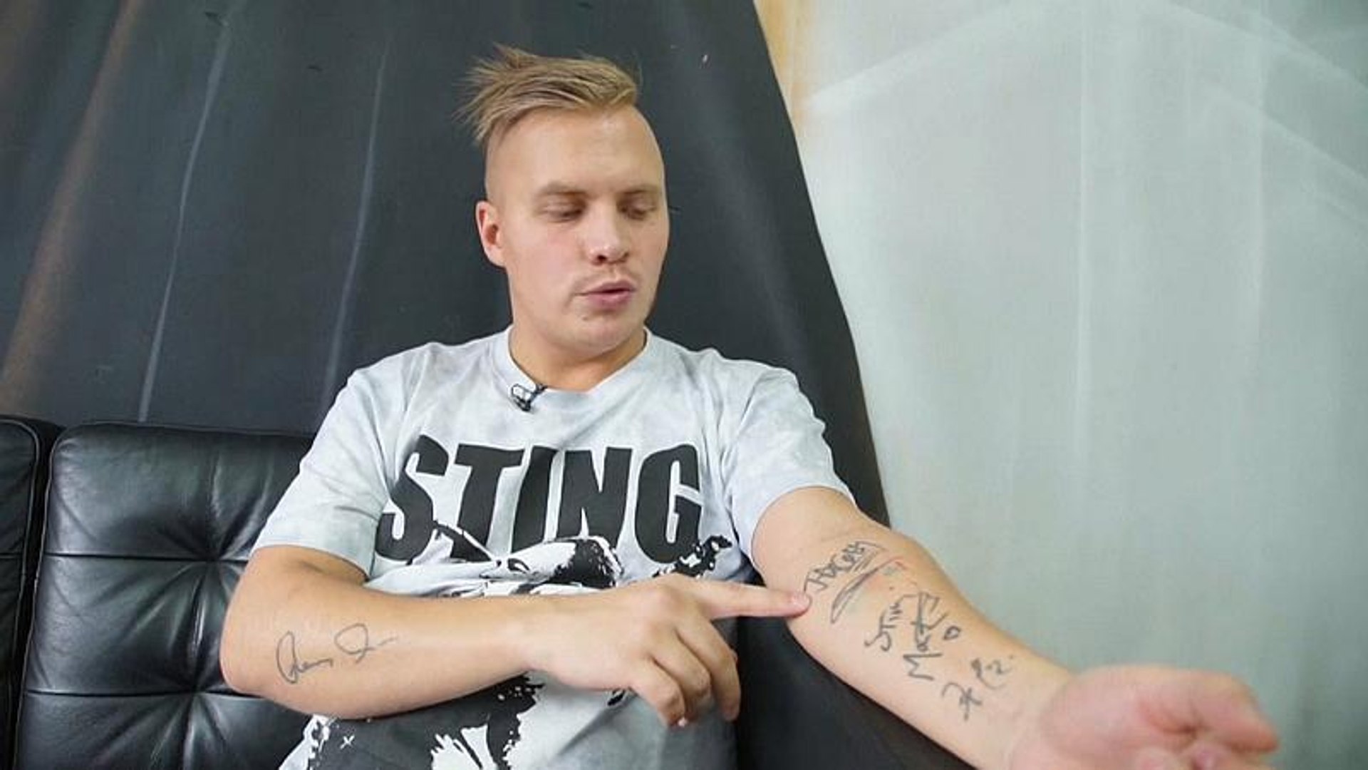 Watch: Russian rock music fan auctions skin tattooed with autographs -  video Dailymotion