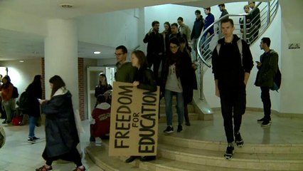 Greve contra fim dos cursos de Estudos de Género na Hungria