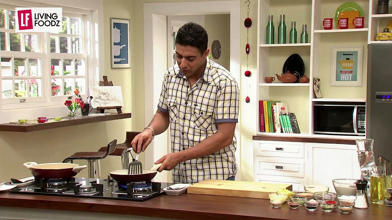 Onion Kachori Recipe Video | Ranveer Brar - Living Foodz