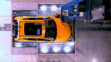 2018 Volvo XC40 - Crash Test