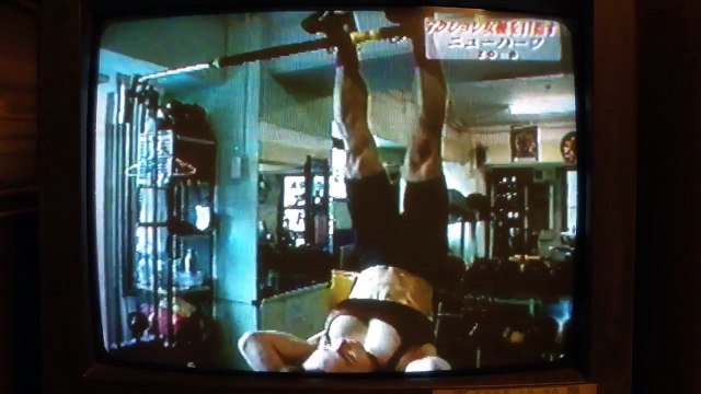 ニューハーフ 妃羽理のトレーニング-ZONE(TBS バース・デイの前身番組)