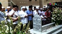 Sandiaga Uno Ziarah ke Makam Habib Cikini