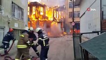 İşte Kayhan'daki yanan binanın çökme anı