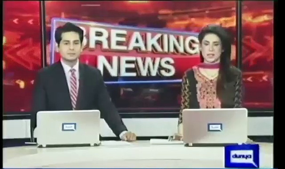 Nawaz Sharif Se Salam Lete Hue Sadiq Ul Farooq Girr Parray