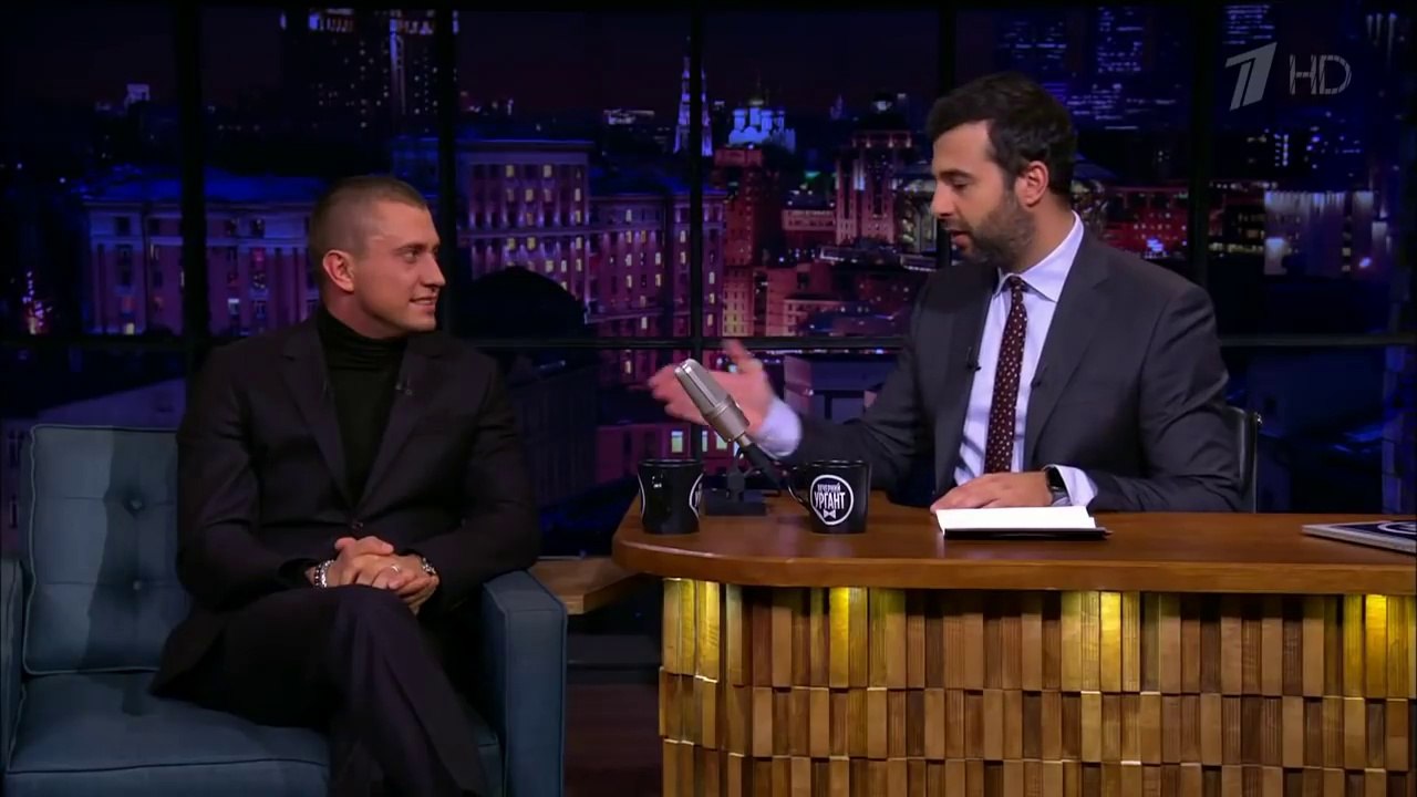 Вечерний Ургант. В гостях Павел Прилучный